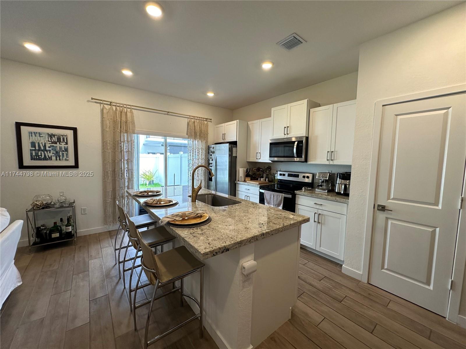 CEDAR AT KEYS GATE - Residential