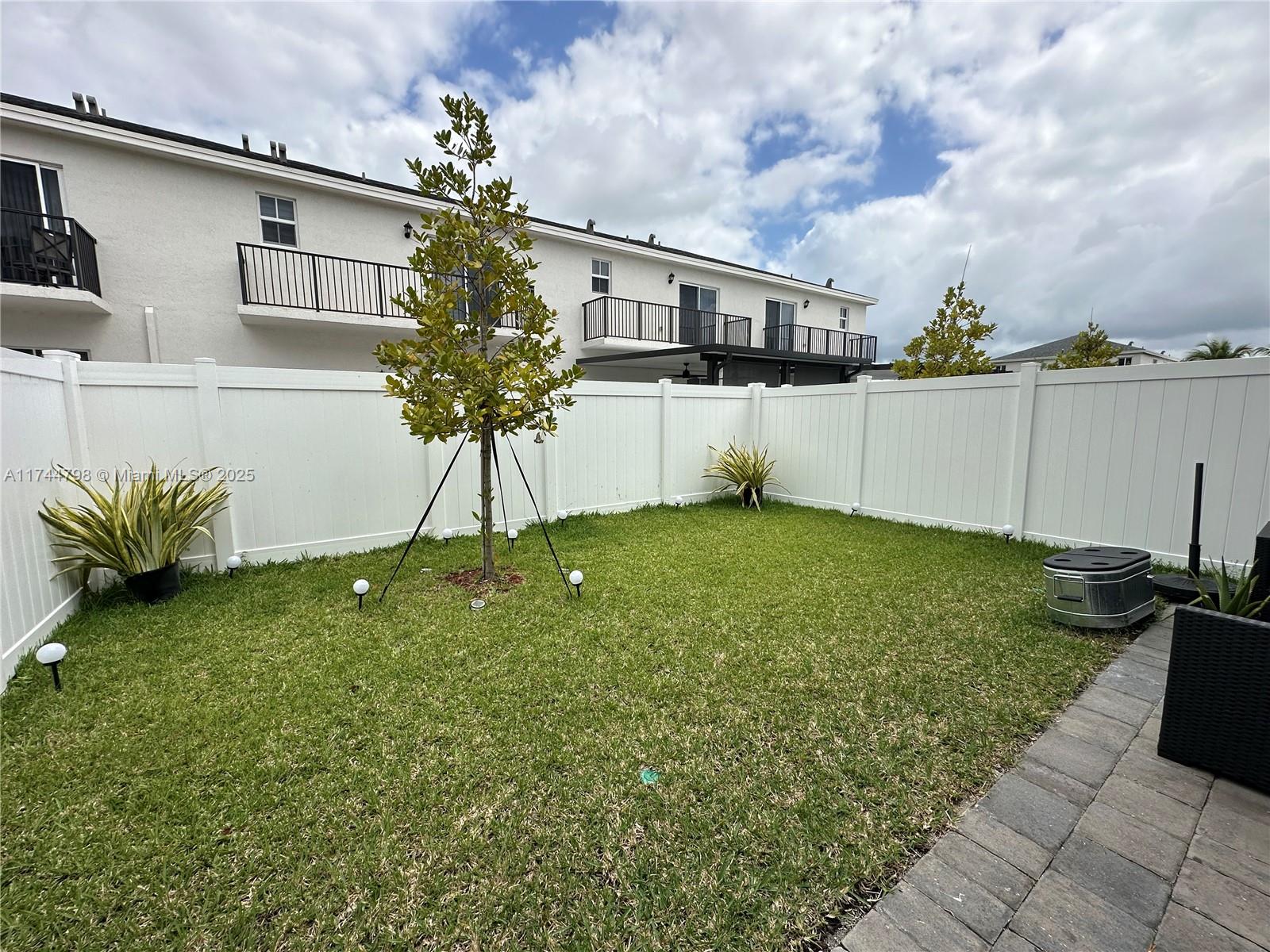 CEDAR AT KEYS GATE - Residential