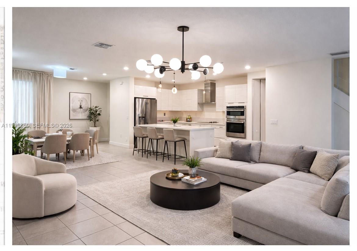 LANDMARK AT DORAL CENTRAL - Residential Lease