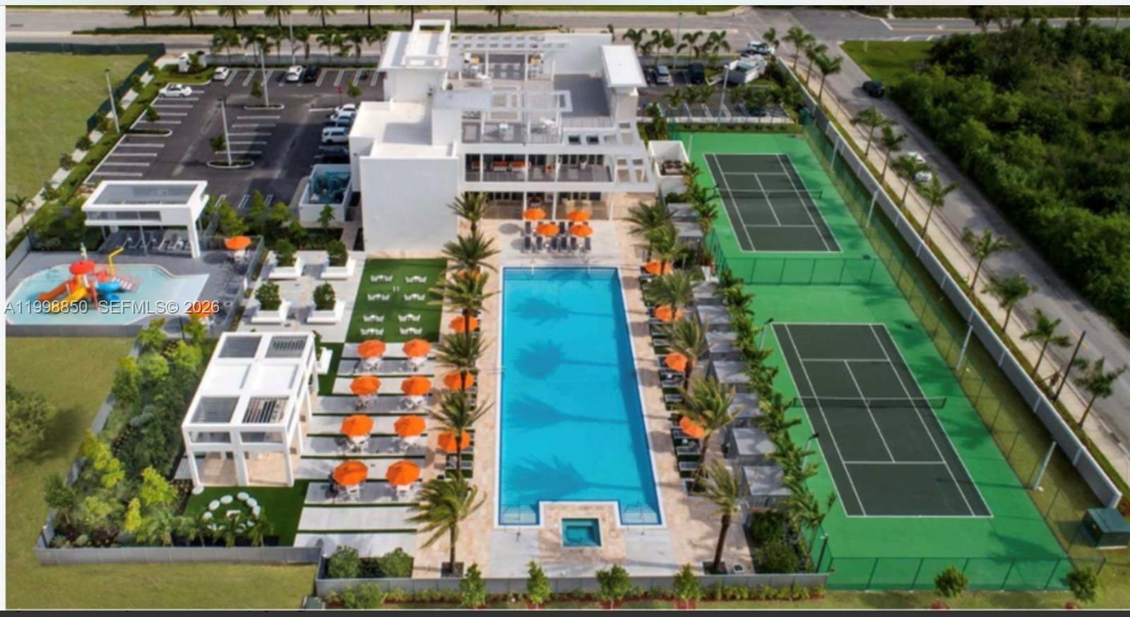 LANDMARK AT DORAL CENTRAL - Residential Lease