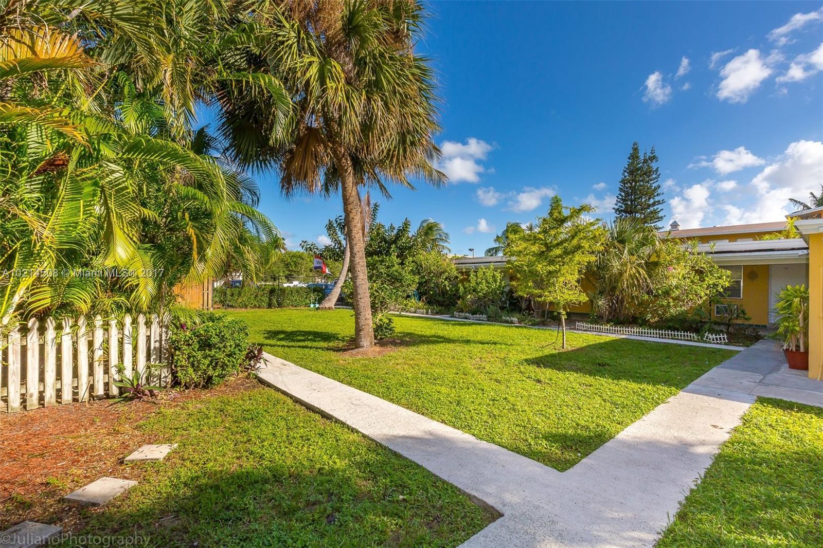 GARDEN APARTMENTS - Land