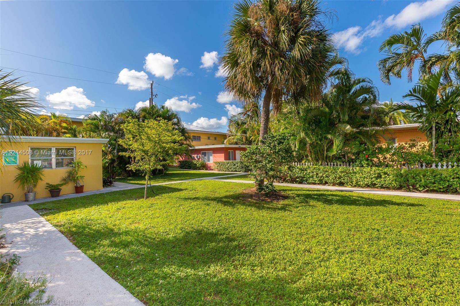 GARDEN APARTMENTS - Land