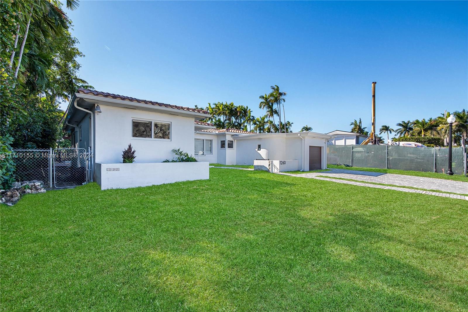 BAY HARBOR ISLAND - Residential