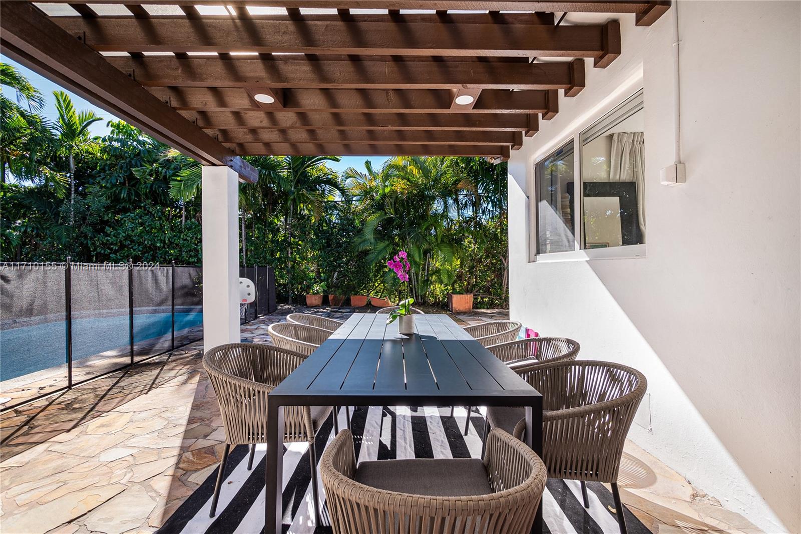 BAY HARBOR ISLAND - Residential