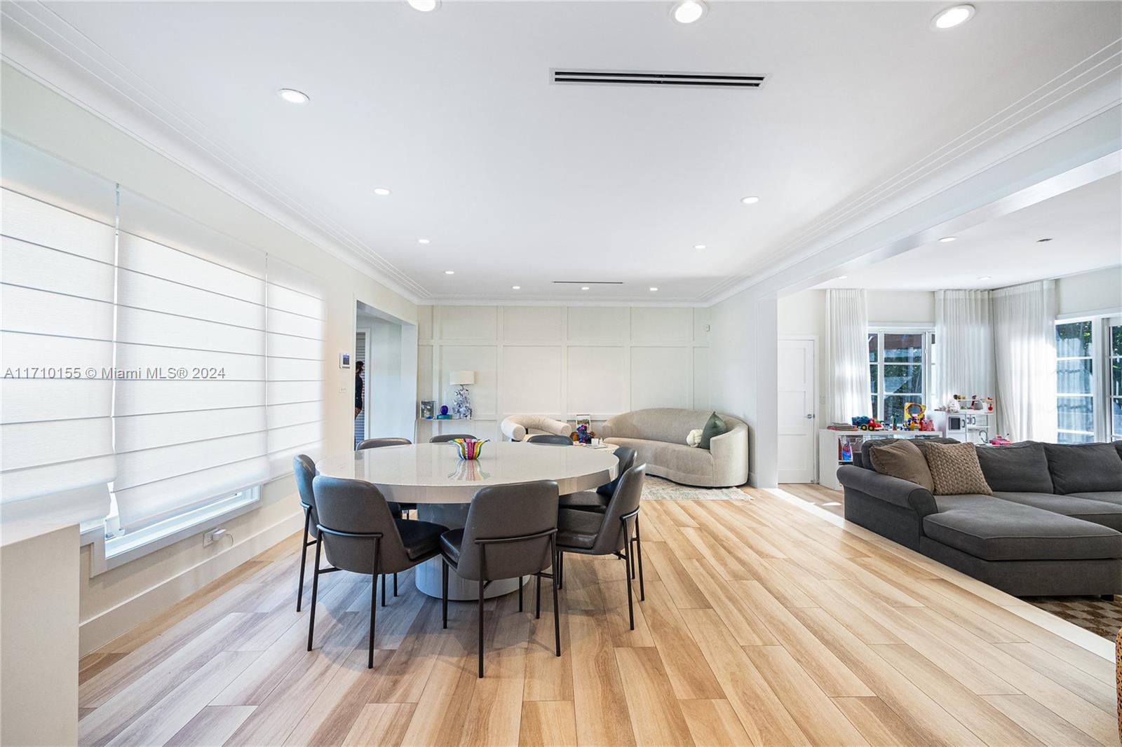 BAY HARBOR ISLAND - Residential