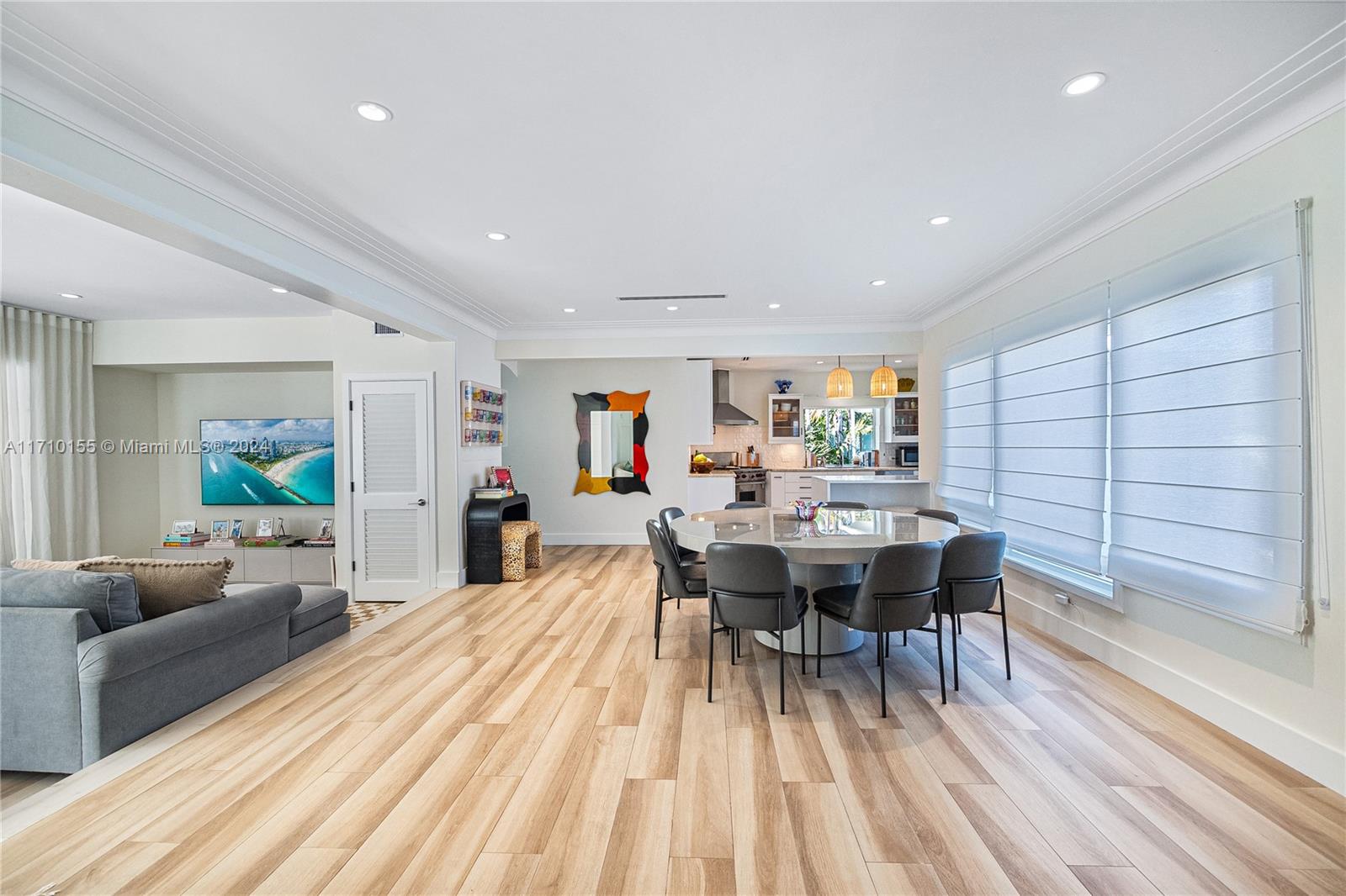 BAY HARBOR ISLAND - Residential