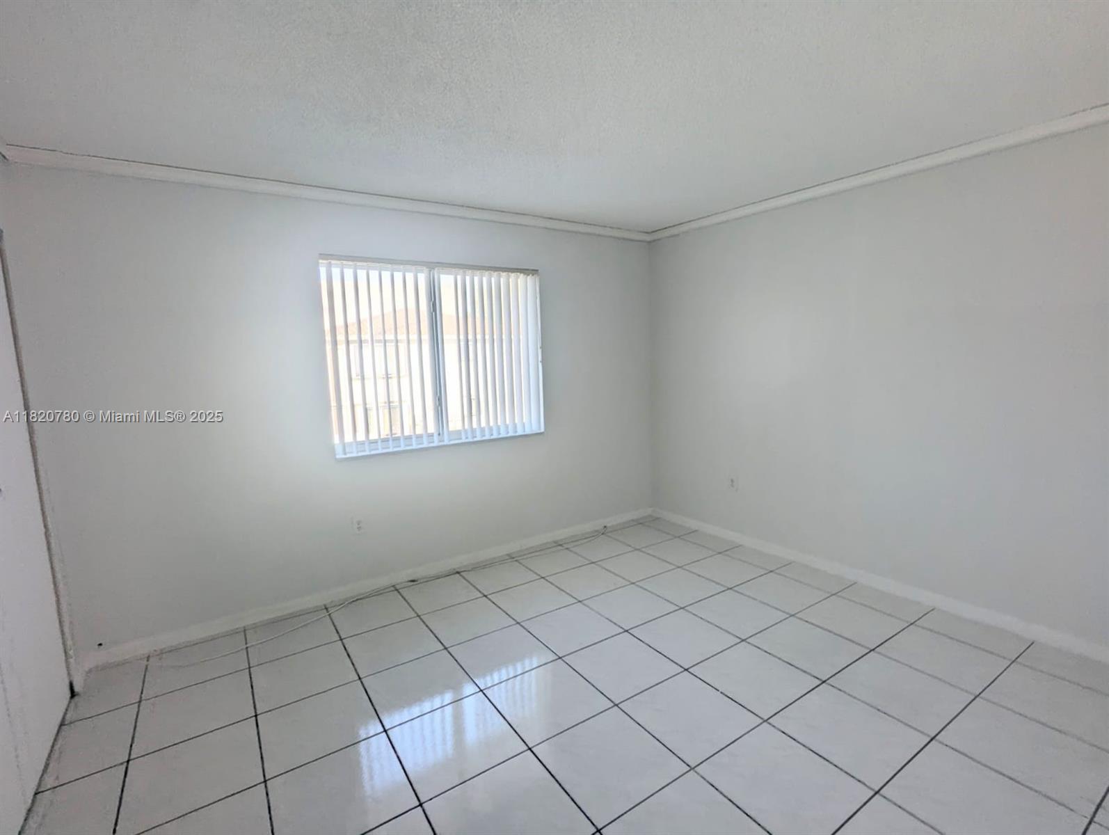 CHATEAUBLEAU VILLAS AT MI - Residential Lease