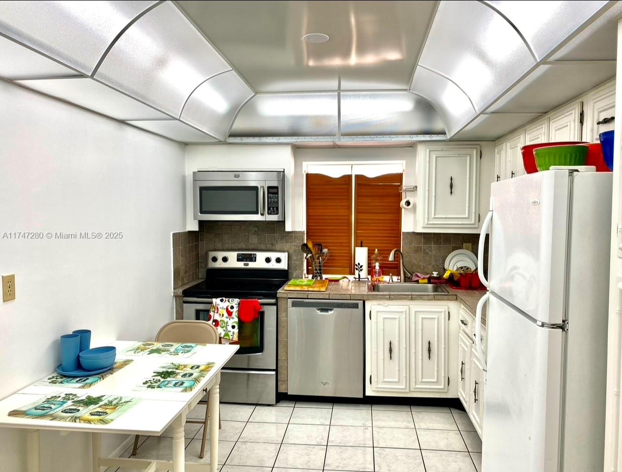 OCEANVIEW PARK CONDO - Residential