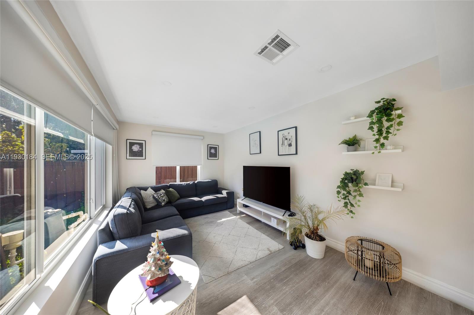 PARK ROAD MANOR - Residential