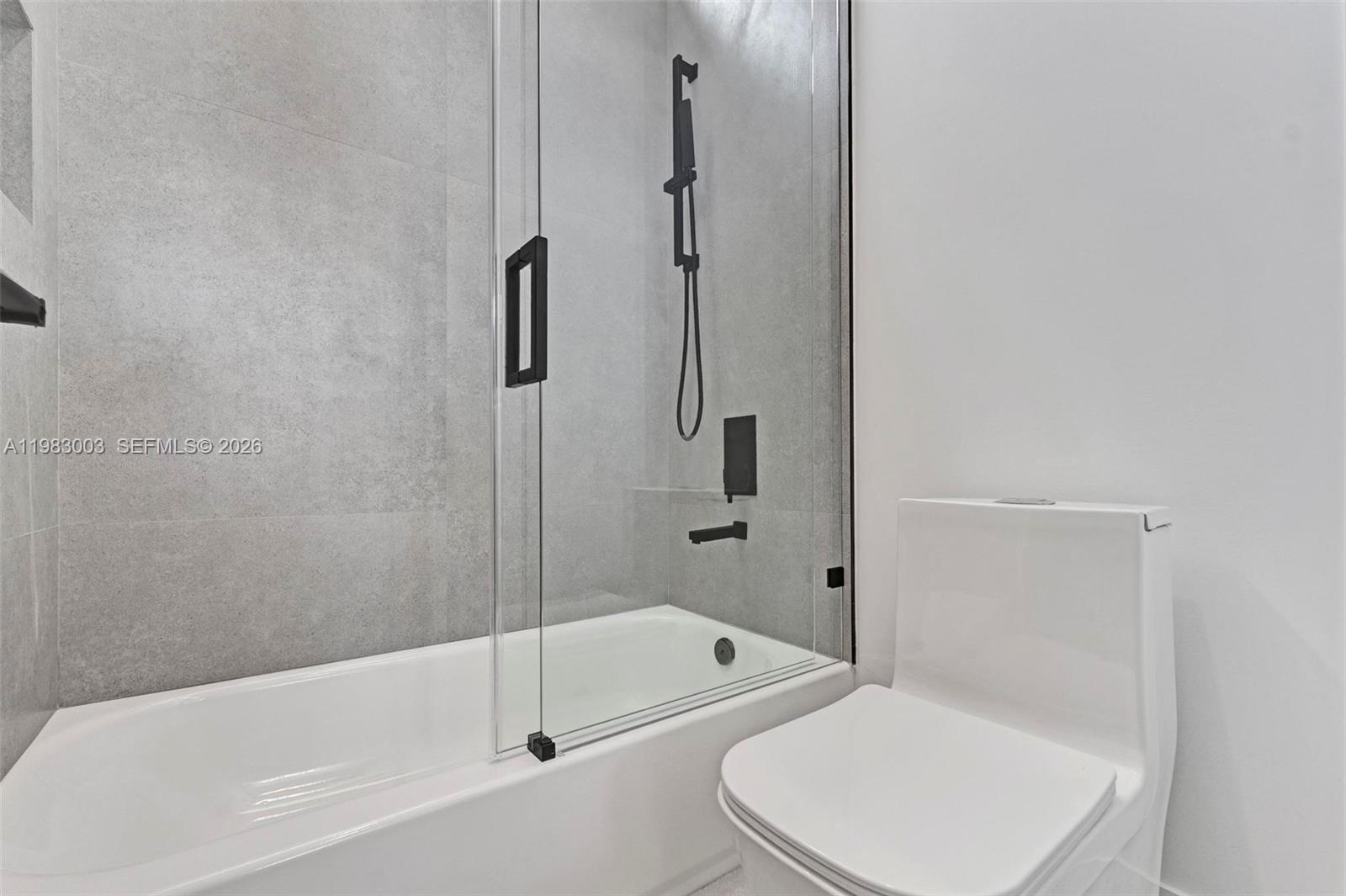 SHORECREST - Residential Lease