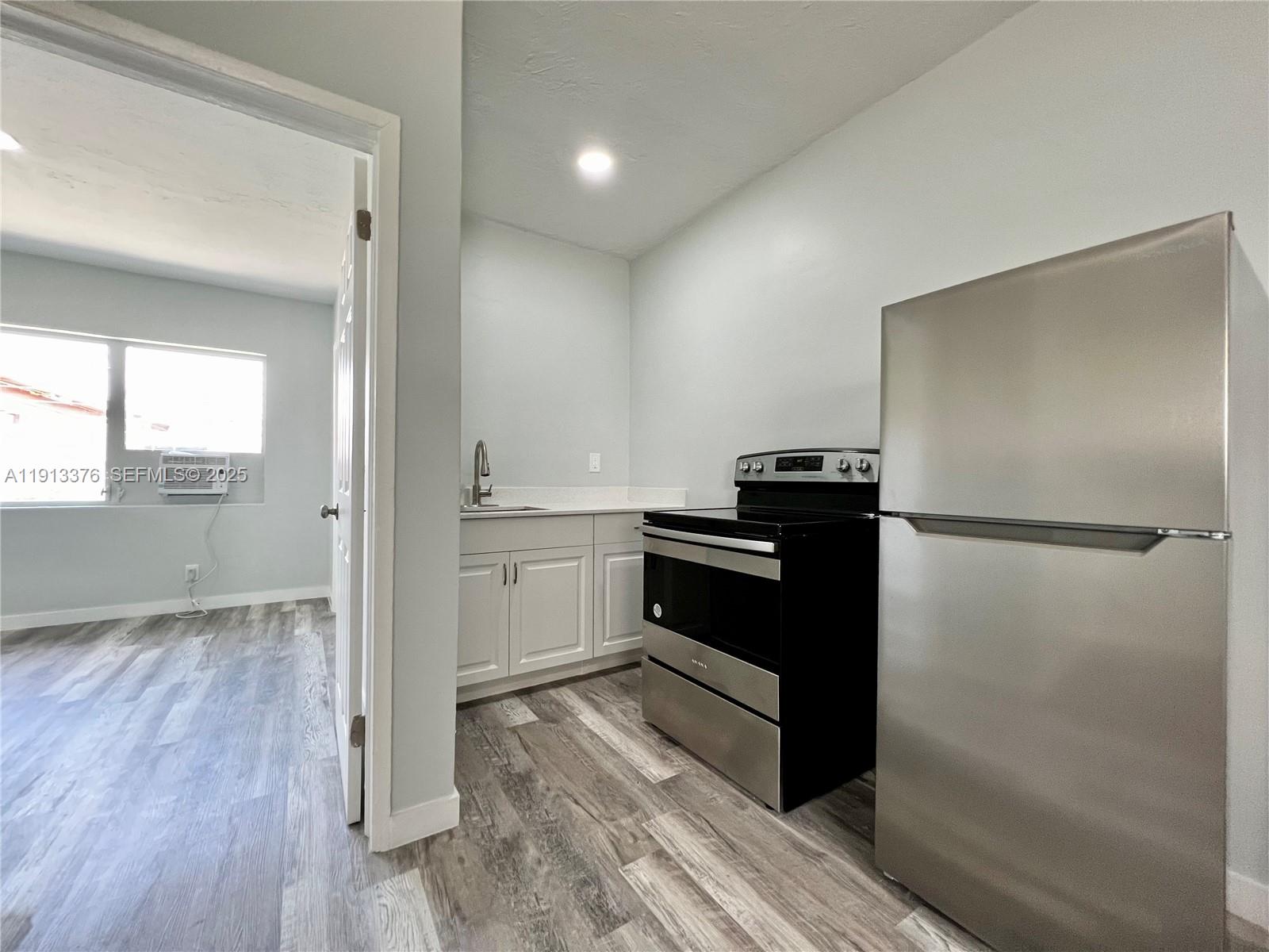 GIBSONS ADDITION - Residential Lease