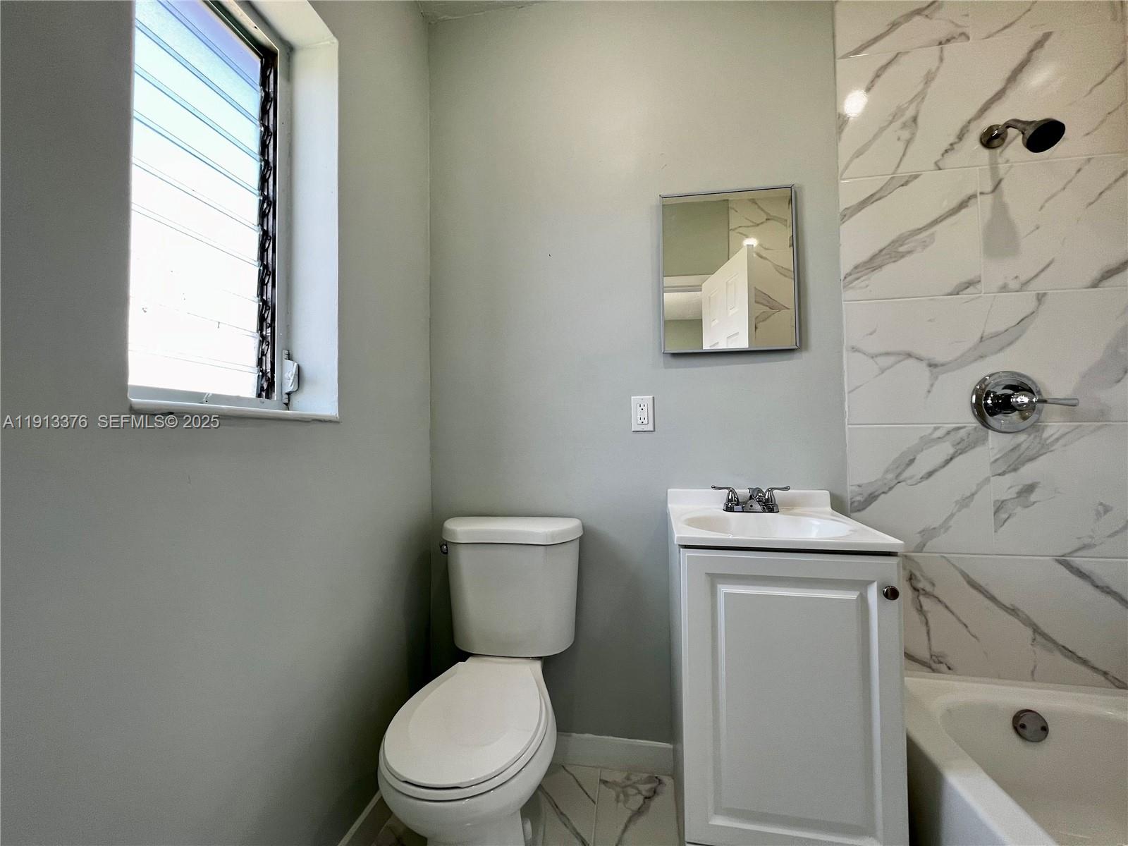 GIBSONS ADDITION - Residential Lease