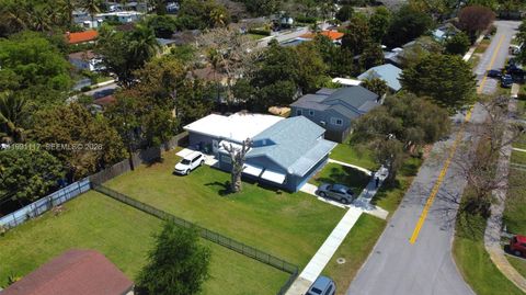 501 NE 110th Ter Miami FL 33161