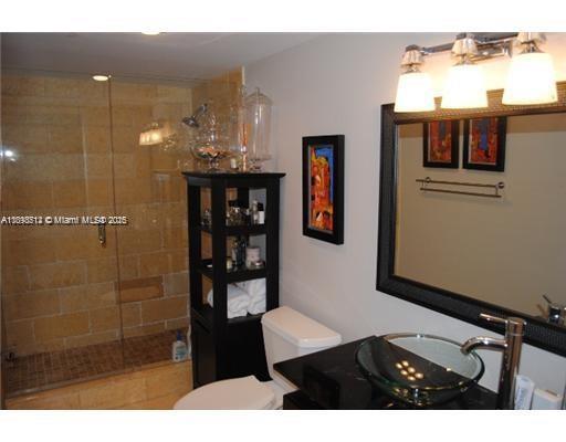 1901 Brickell Ave B1711