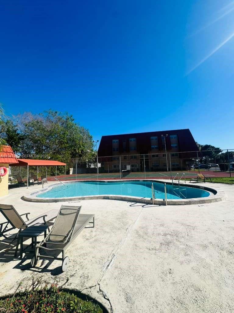 BOCA CLUB CONDO - Residential