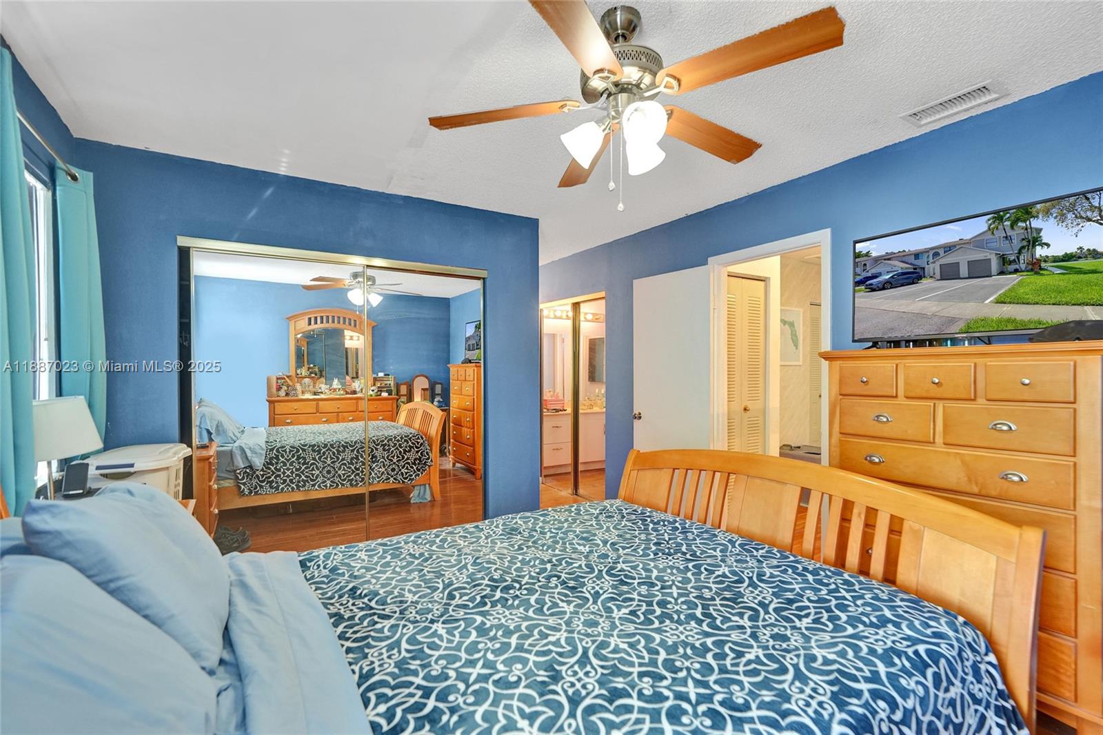 PEMBROKE POINTE SECTION T - Residential