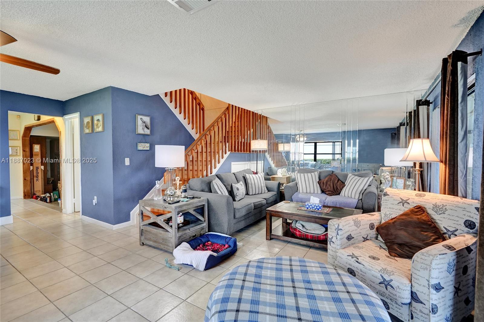 PEMBROKE POINTE SECTION T - Residential