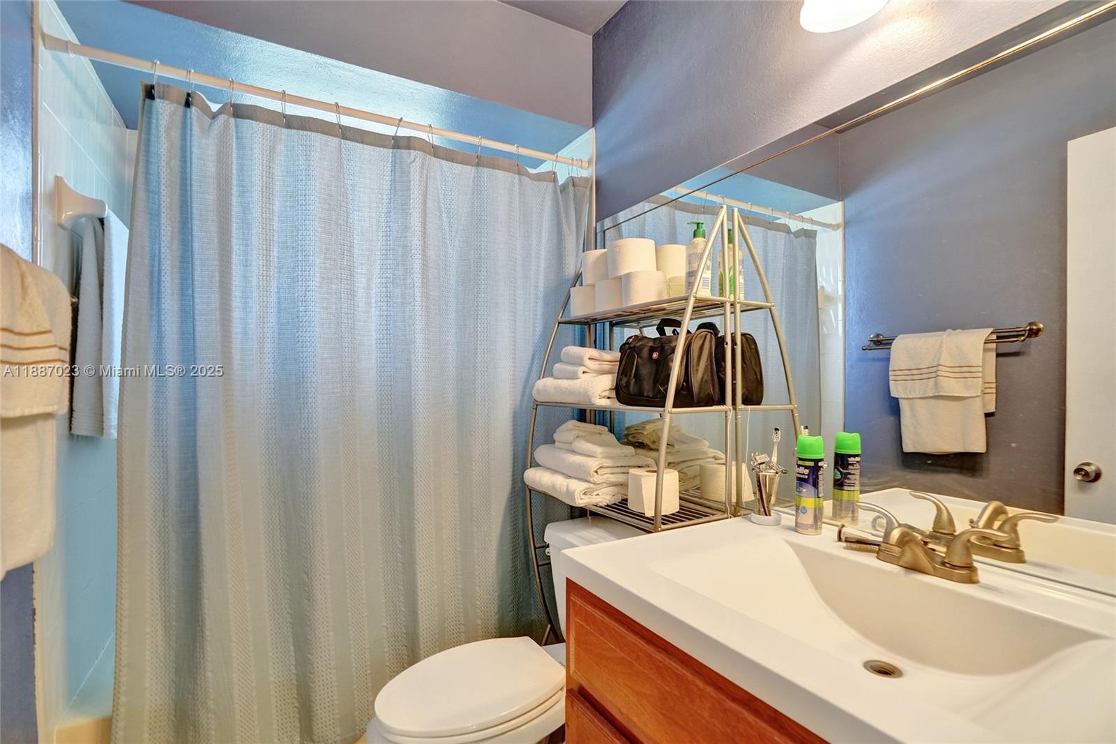 PEMBROKE POINTE SECTION T - Residential