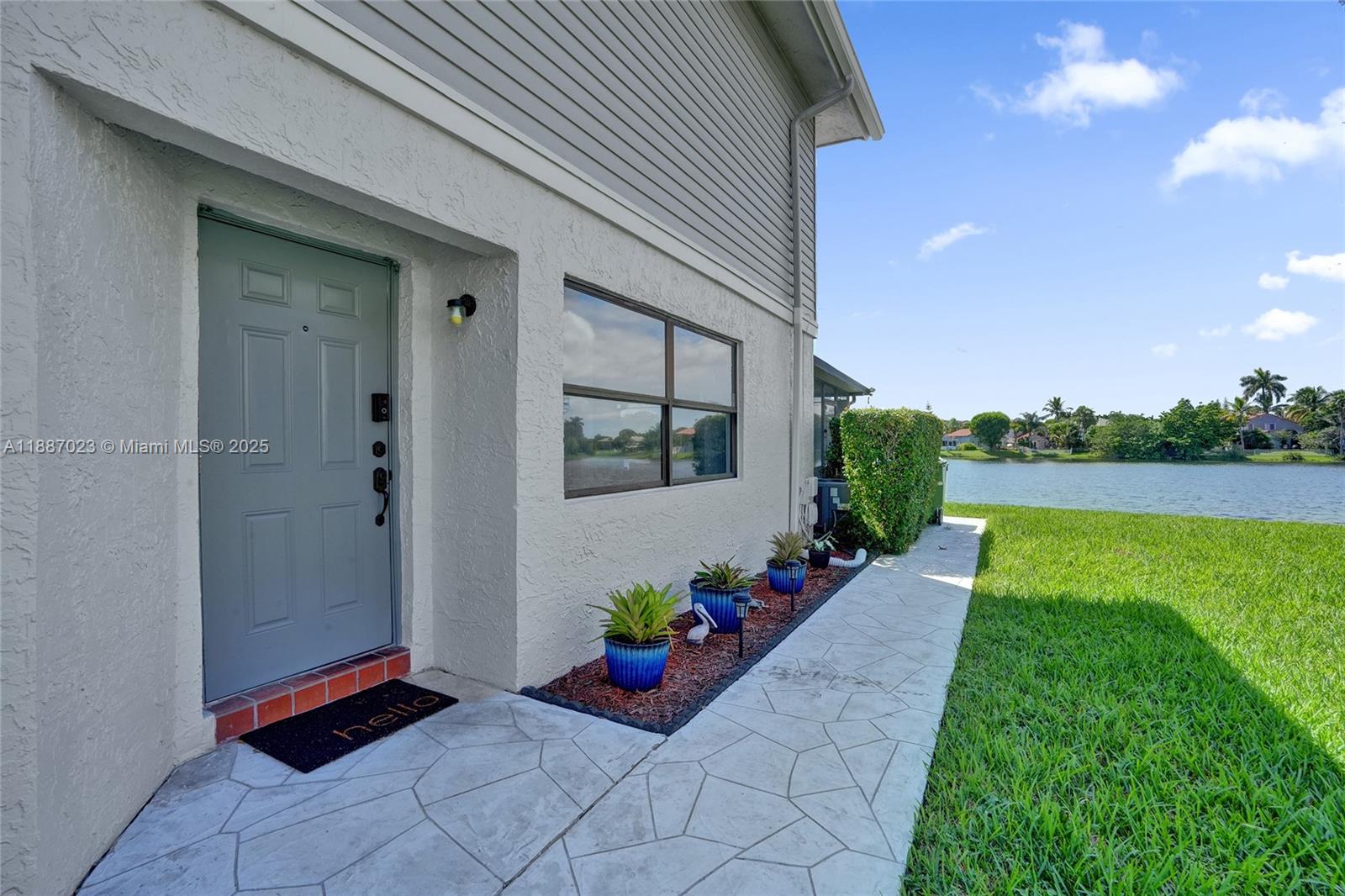 PEMBROKE POINTE SECTION T - Residential