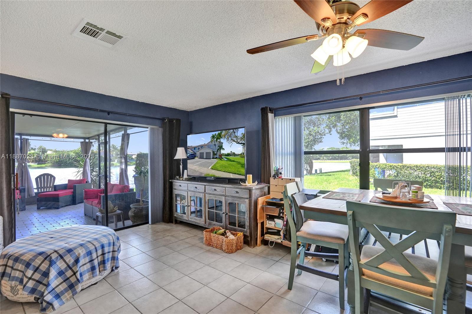PEMBROKE POINTE SECTION T - Residential