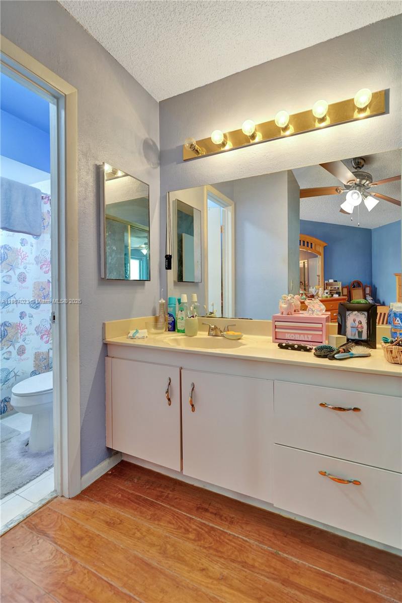 PEMBROKE POINTE SECTION T - Residential