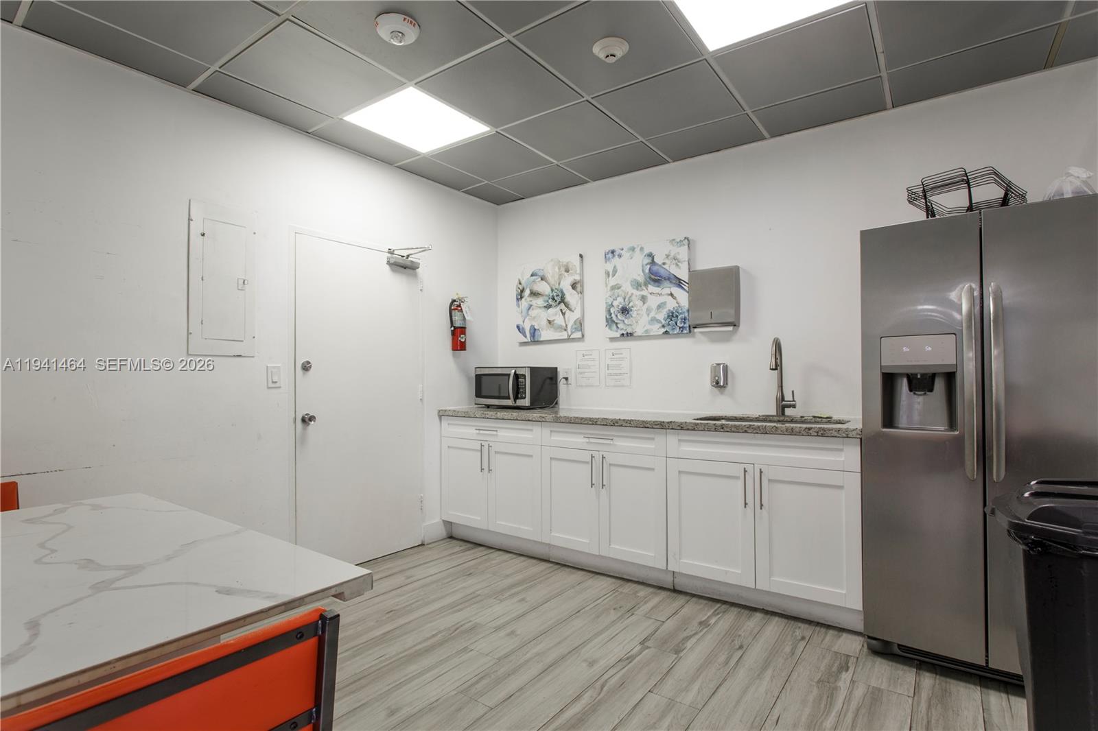 0HE CARRIAGE CLUB SOUTH C - Residential