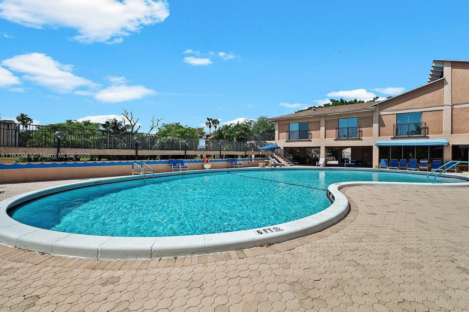 PALM LAKES CONDO - Residential