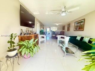 GREENS OF INVERRARY PHASE - Residential