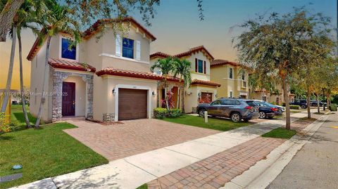 Photo of 3767 NE 2nd St, Homestead, FL 33033 (MLS # A11906113)