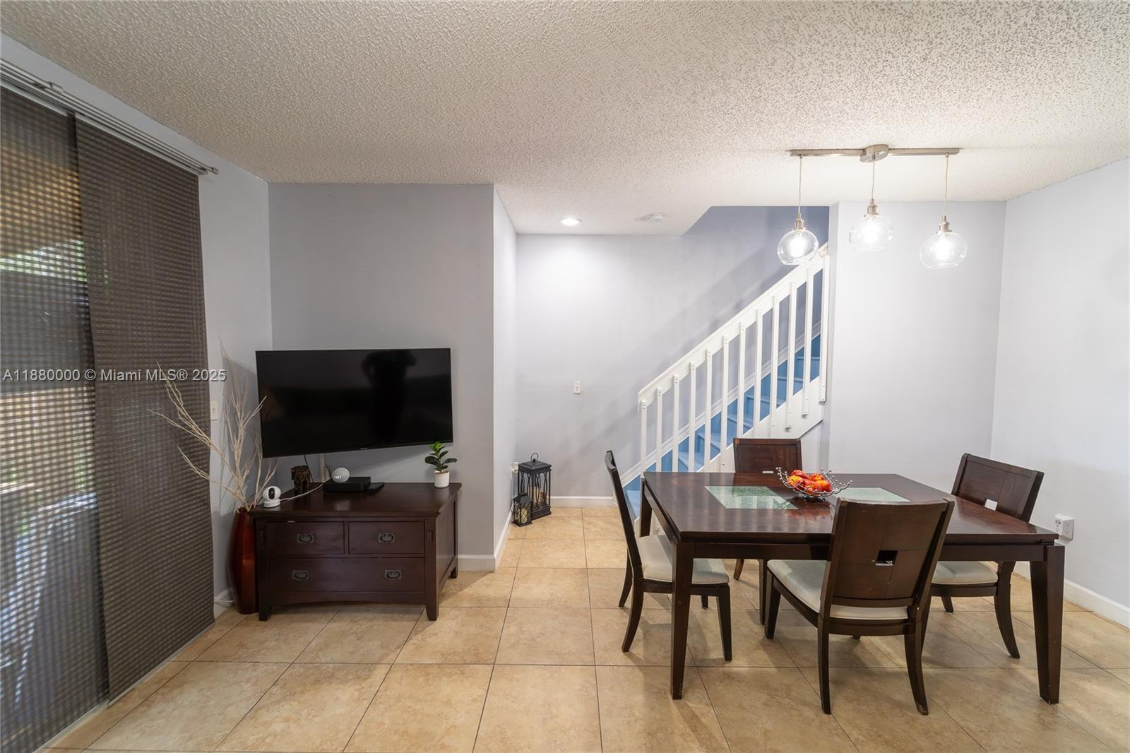 MARBELLA BAY - Residential