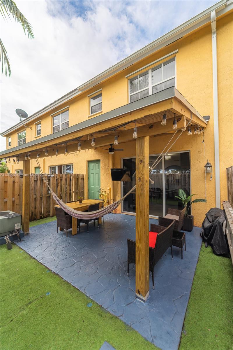 MARBELLA BAY - Residential