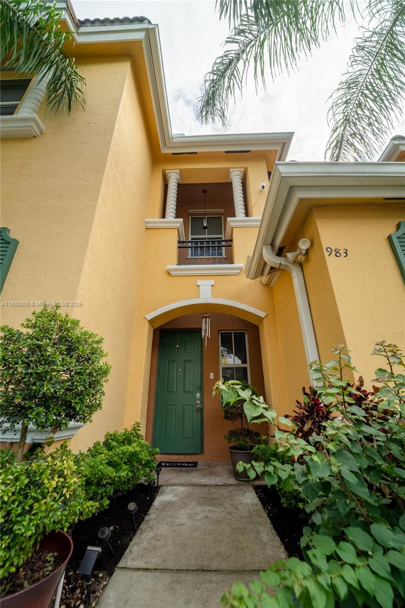 MARBELLA BAY - Residential