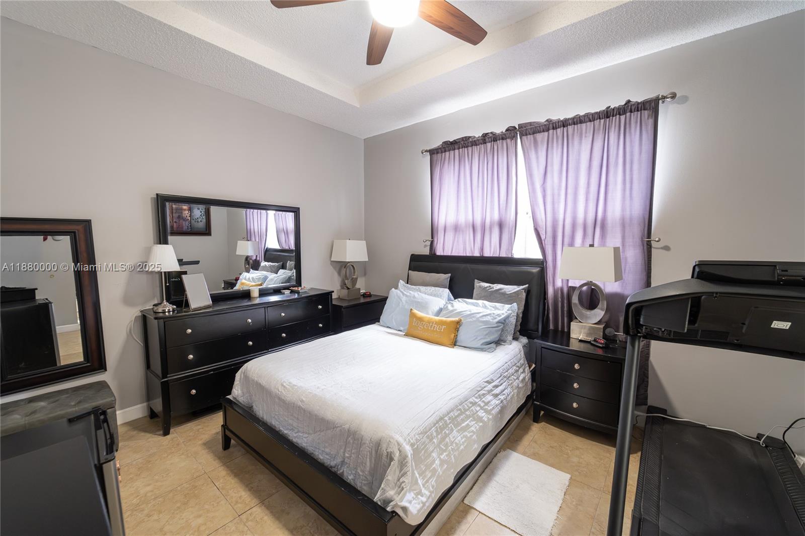 MARBELLA BAY - Residential