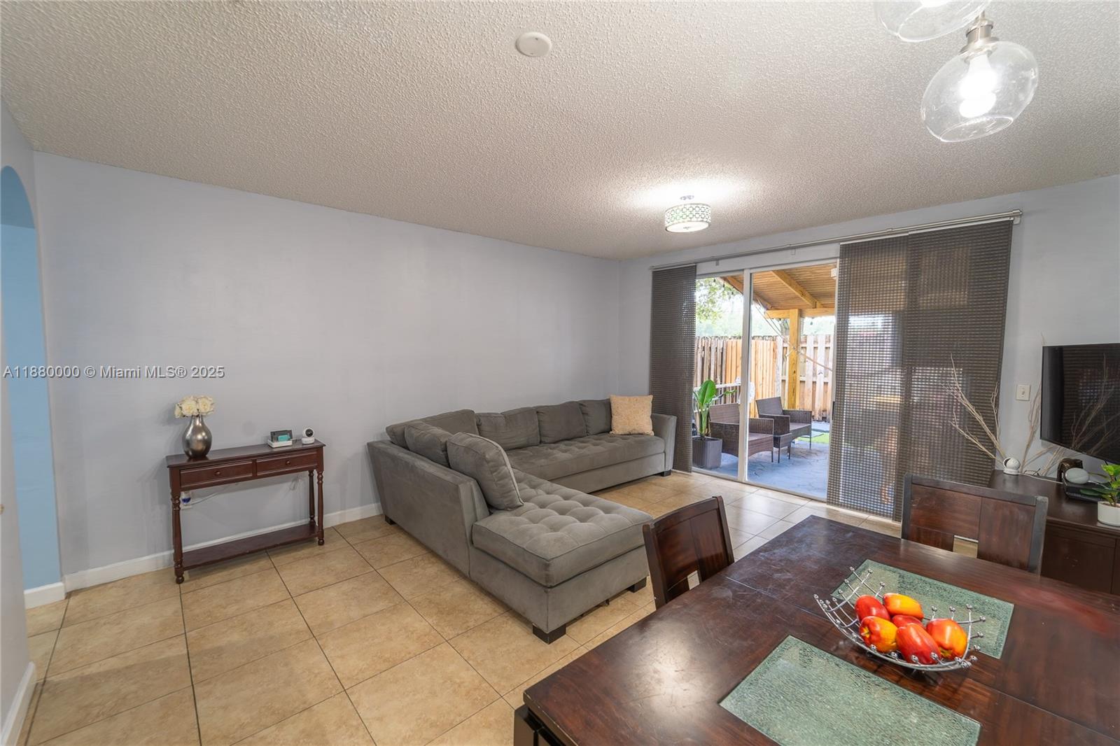 MARBELLA BAY - Residential