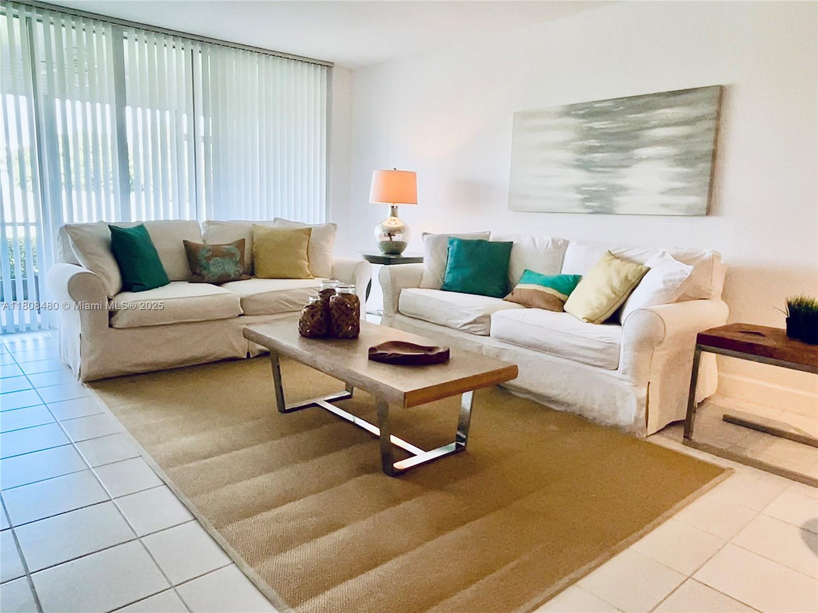 2701 Palm Aire Dr 104