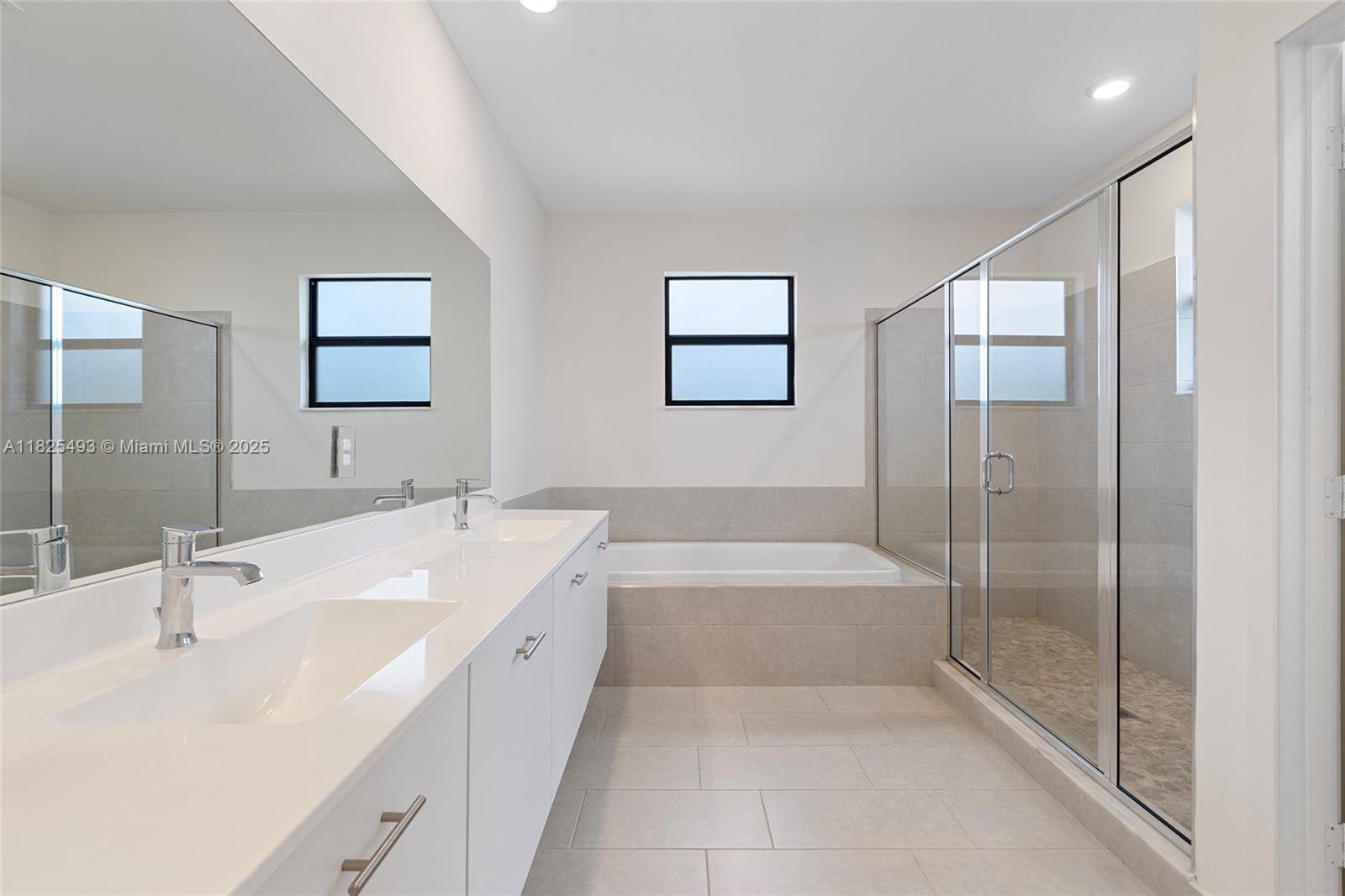 TUSCAN ISLES - Residential