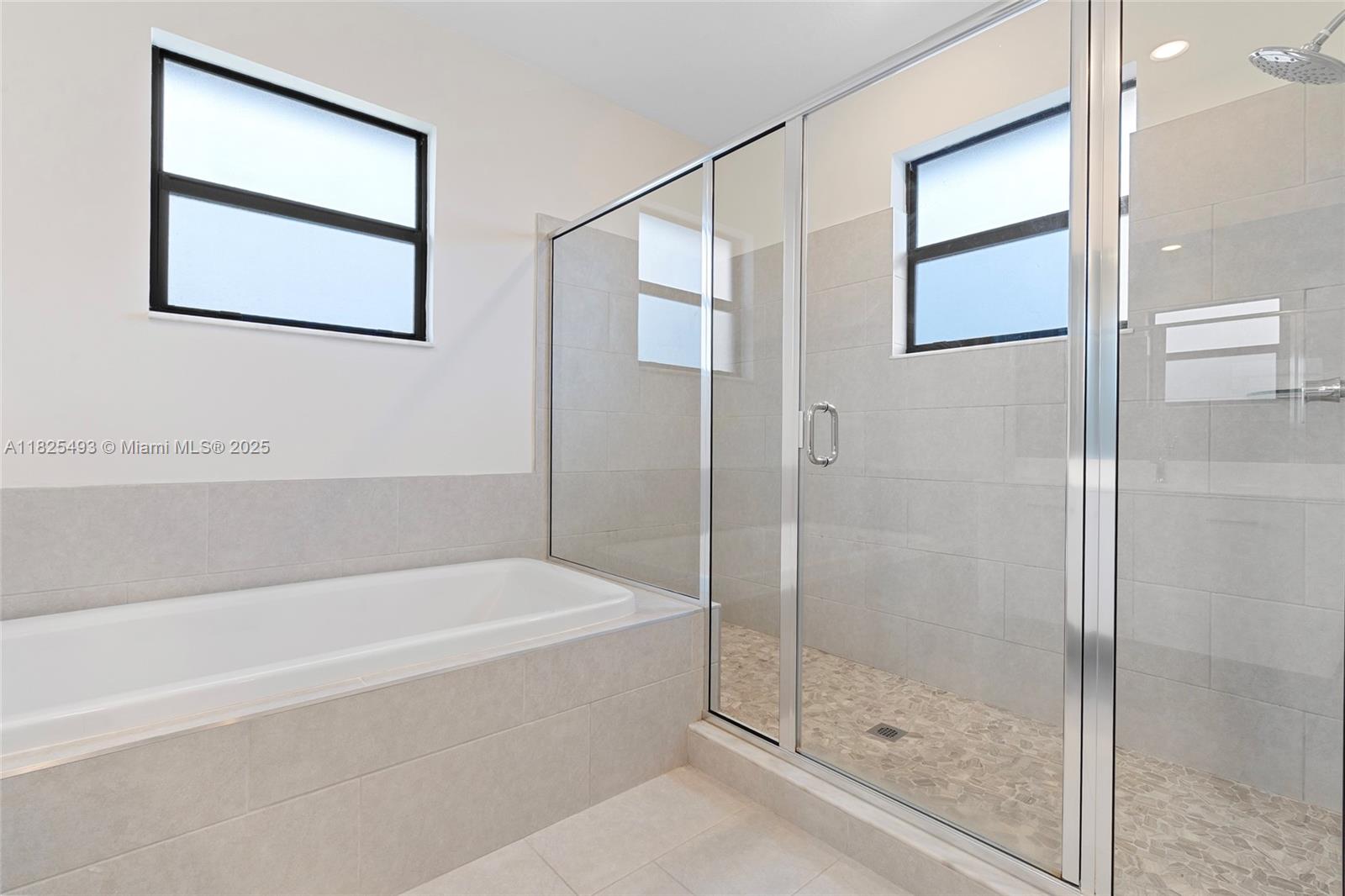 TUSCAN ISLES - Residential