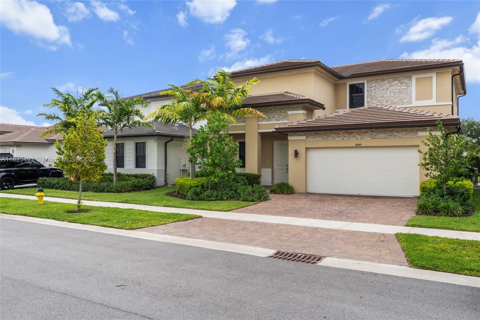 4349 SW 173rd Ave