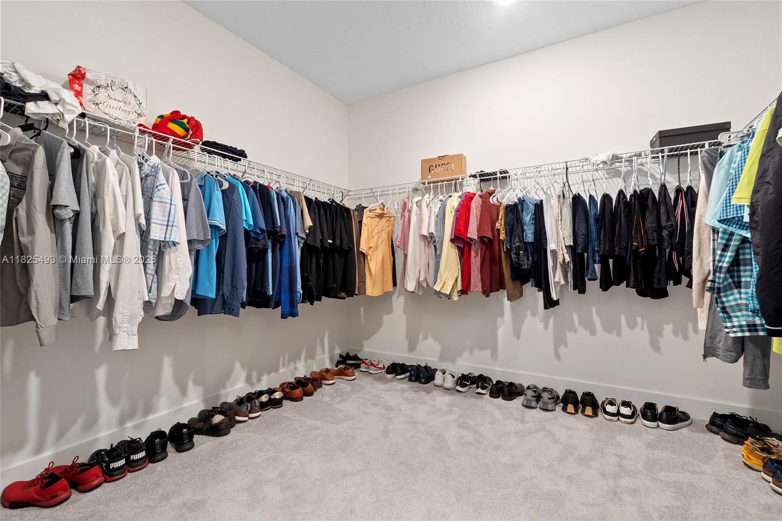 TUSCAN ISLES - Residential