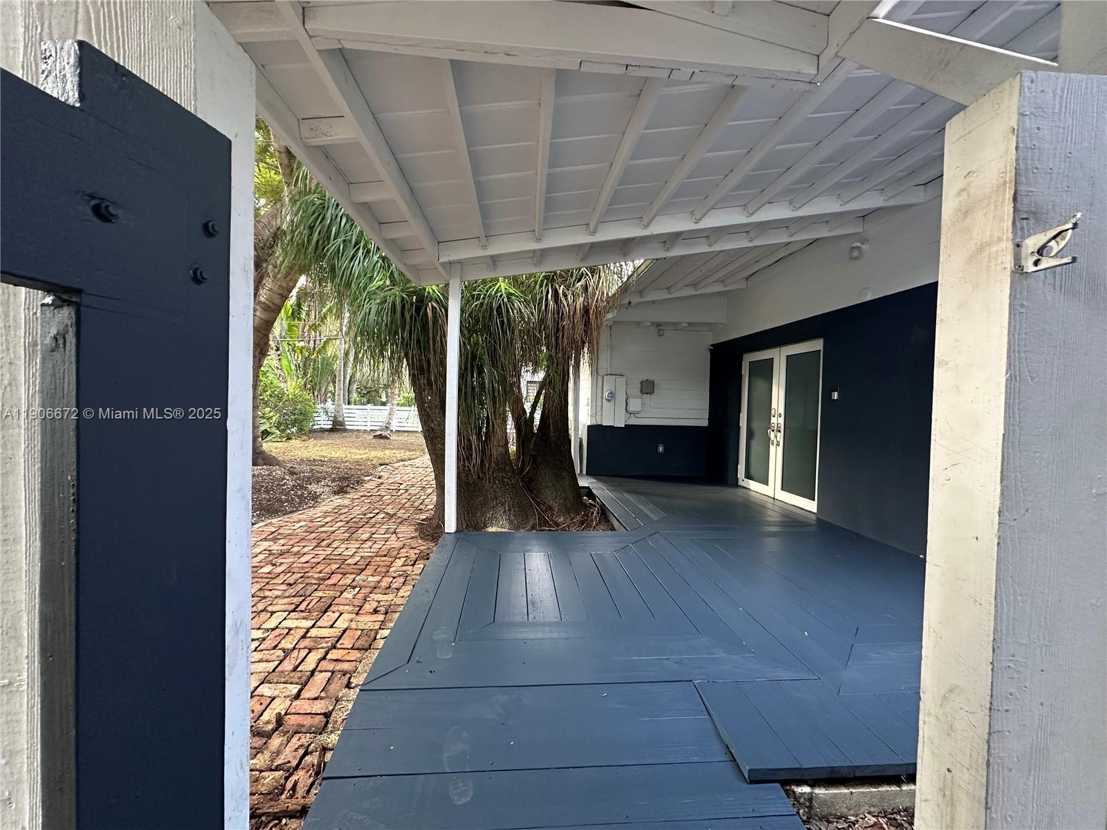 PALM MIAMI AMD - Residential Lease