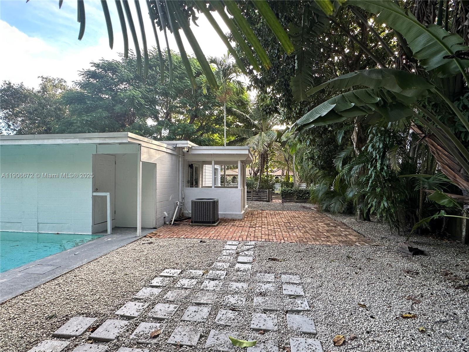 PALM MIAMI AMD - Residential Lease