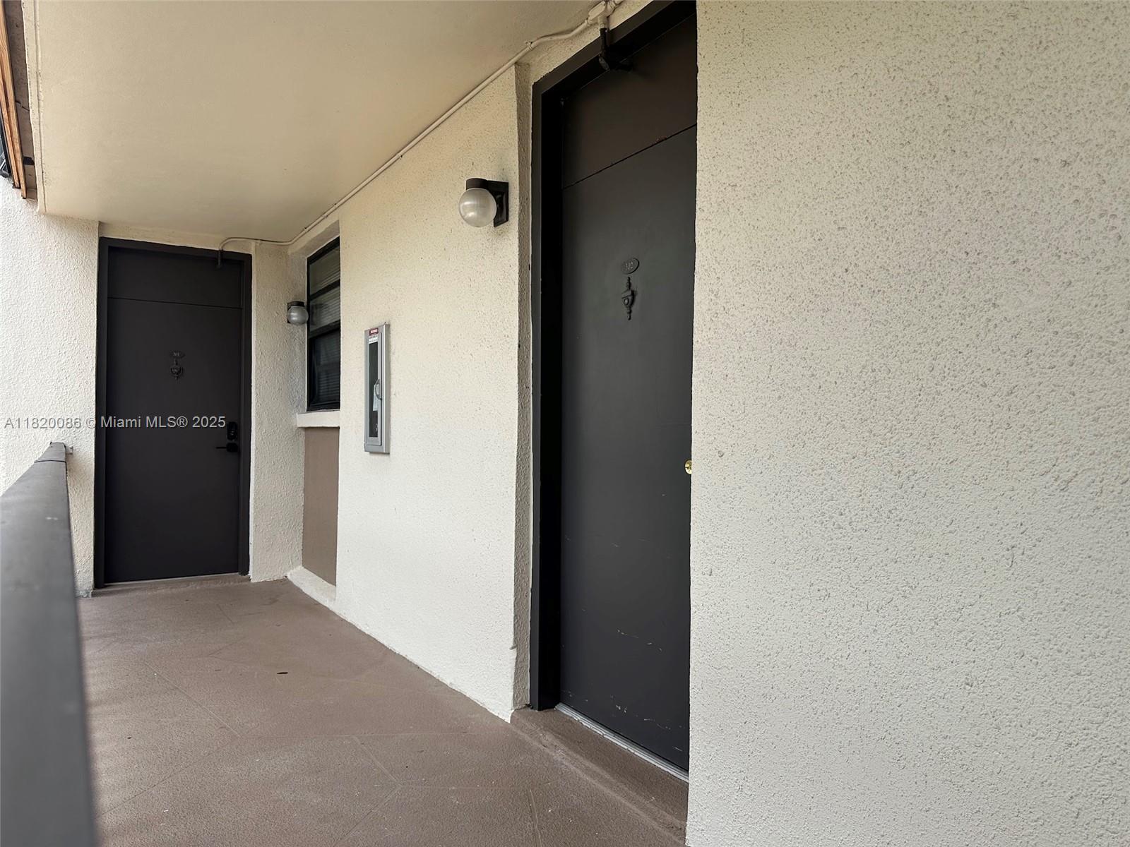 8419 Forest Hills Dr 302, Coral Springs, Broward County, Florida - 2 Bedrooms  
2 Bathrooms - 