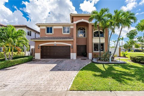 6913 SW 163rd Pl 6913 Miami FL 33193