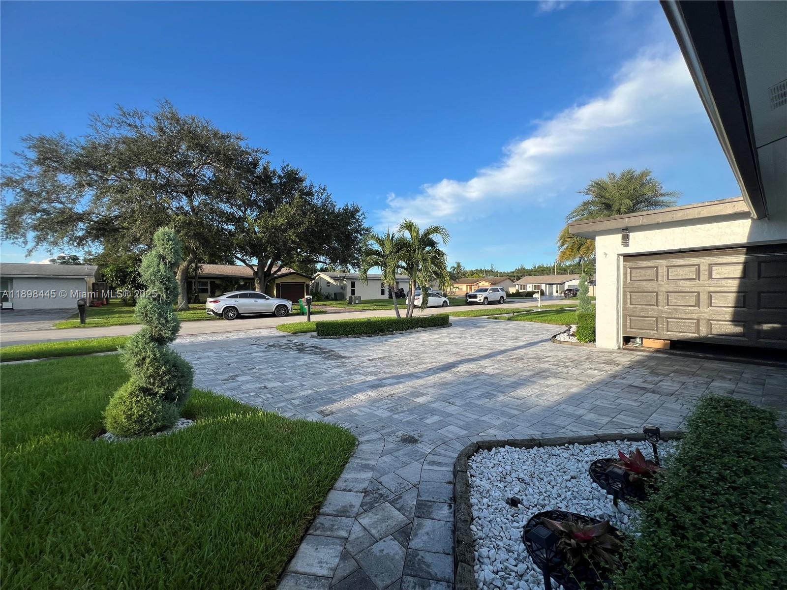 SUNRISE GOLF VLG SEC 24 - Residential