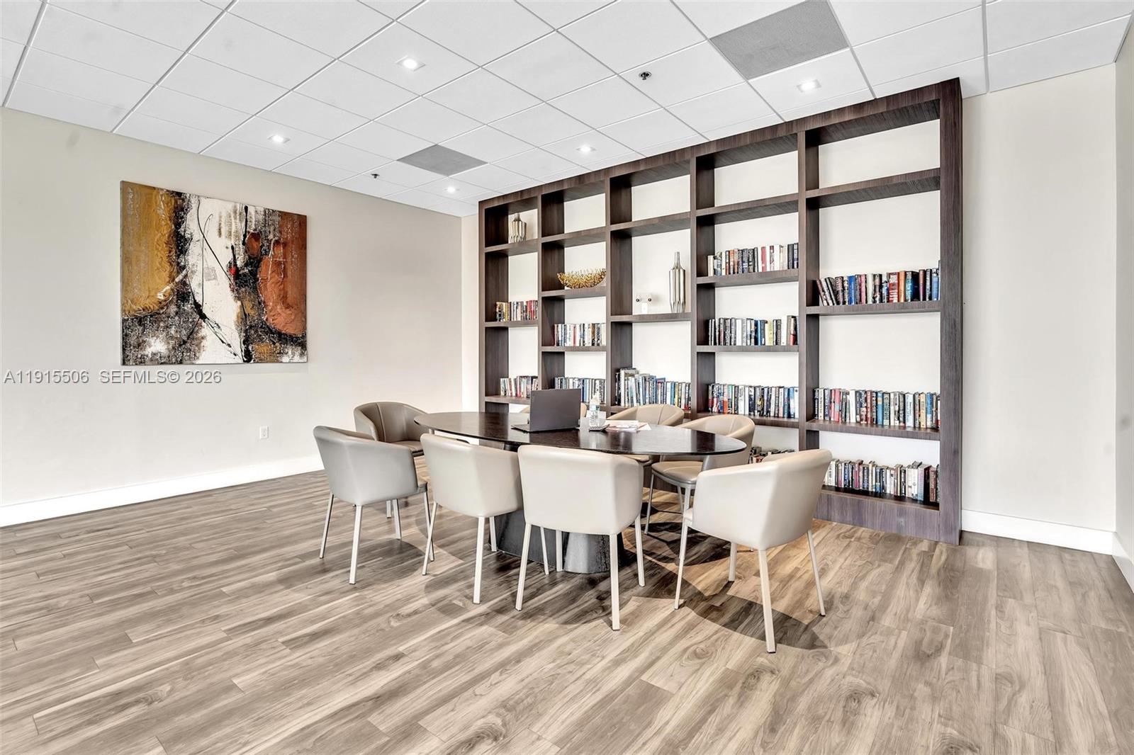 WATERVIEW CONDO - Residential