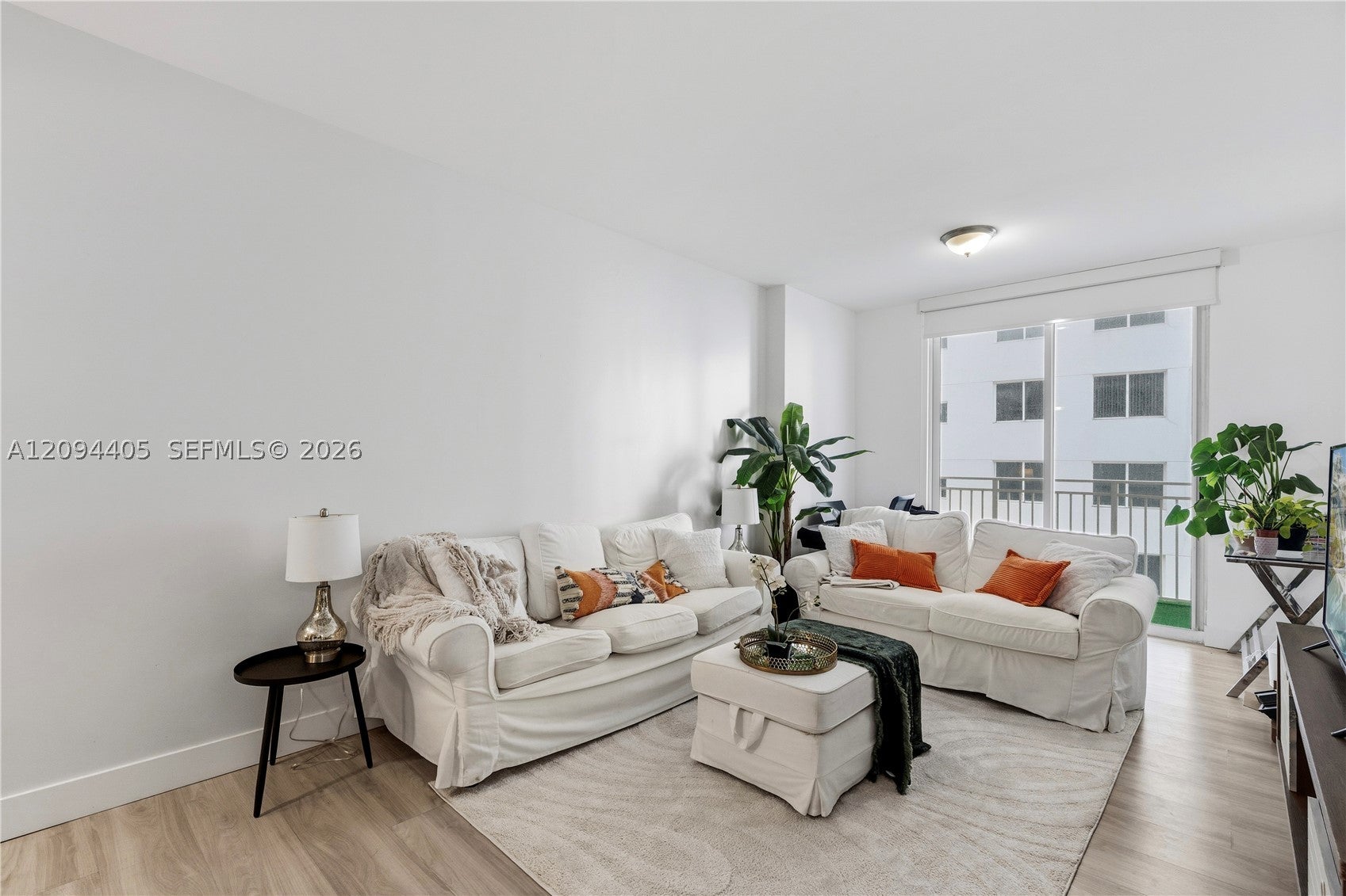 185 SE 14th Ter 1402