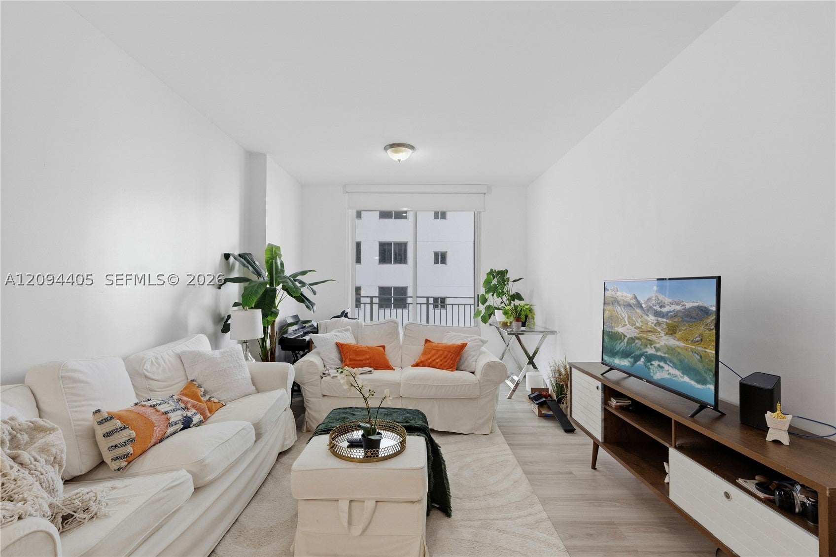 185 SE 14th Ter 1402
