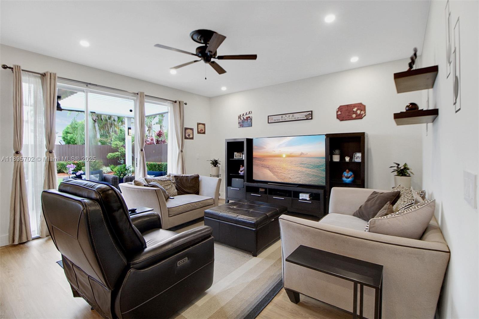 SILVER LAKES PHASE III RE - Residential