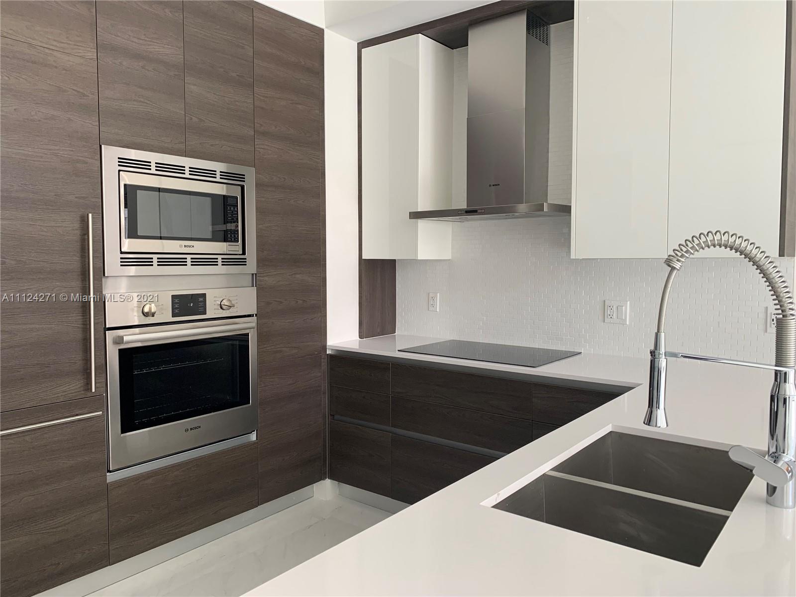 MERRICK MANOR CONDO - Residential Lease