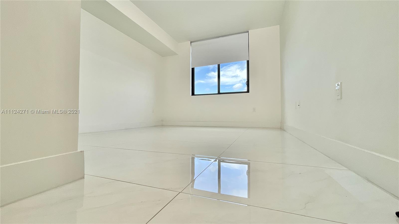 MERRICK MANOR CONDO - Residential Lease